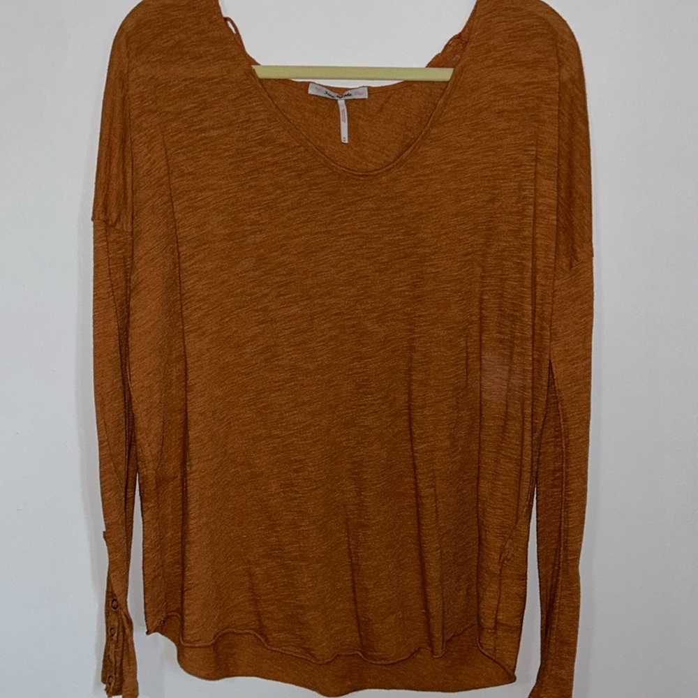 𝒮𝒪𝐿𝒟‼️ Free People Top